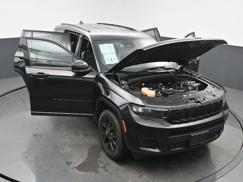 Used 2024 Jeep Grand Cherokee L Laredo AWD/4WD image 66