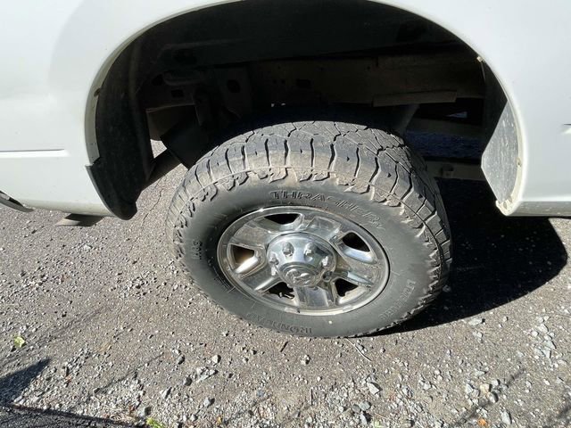 Used 2015 RAM 2500 Tradesman w/ Chrome Appearance Group AWD/4WD image 9