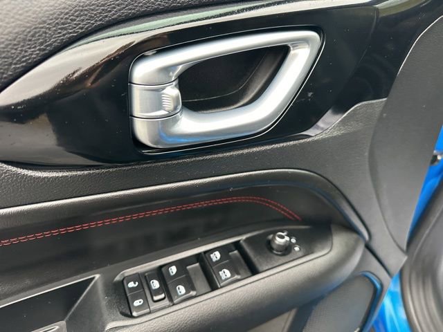 Used 2022 Jeep Compass Trailhawk w/ Trailhawk Convenience Group image 9