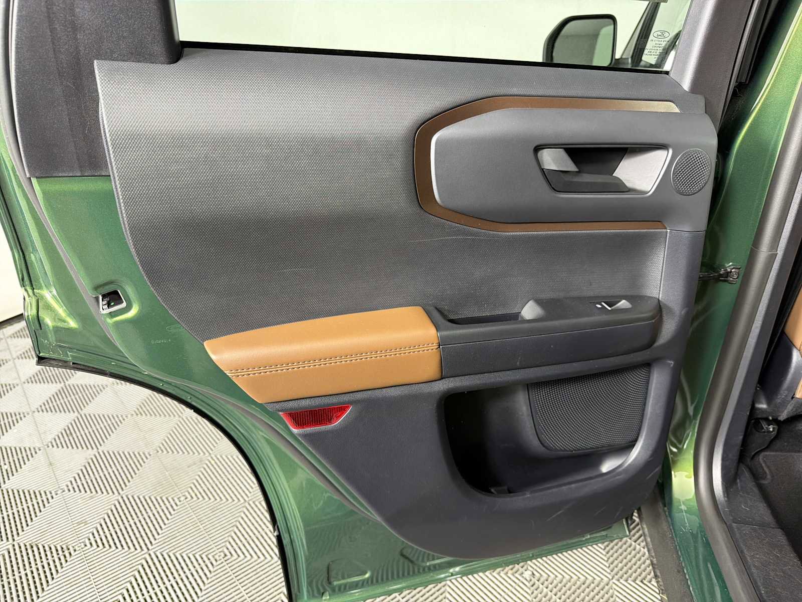 Used 2024 Ford Bronco Sport Outer Banks w/ Tech Package image 19