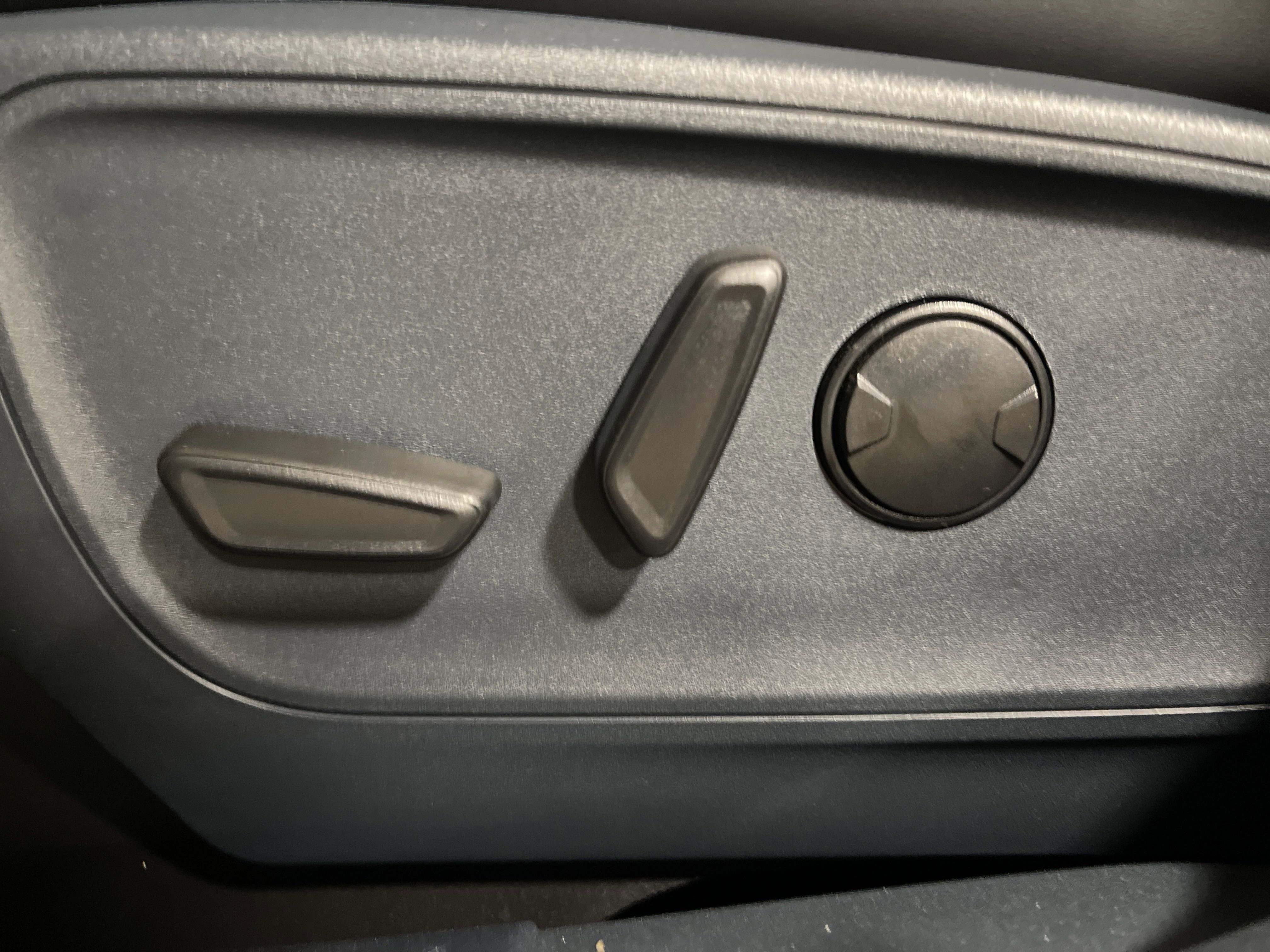 New 2025 Ford Maverick Lobo image 14