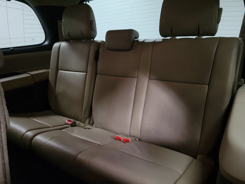 Used 2016 Toyota Sequoia Limited w/ Safety & Convenience Package AWD/4WD image 29