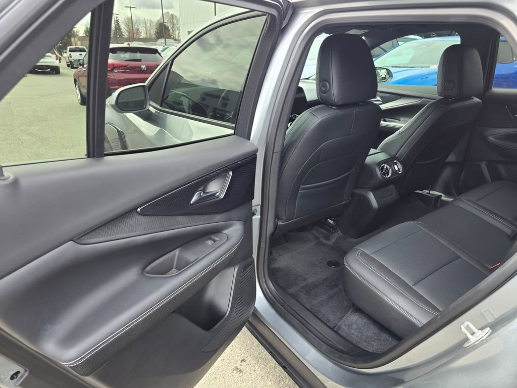 Used 2024 Chevrolet Blazer EV LT image 15