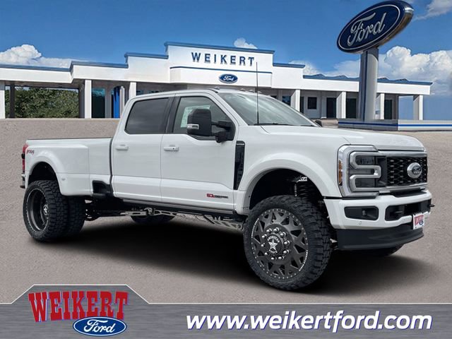 New 2026 Ford F450 Platinum w/ FX4 Off-Road Package image 1