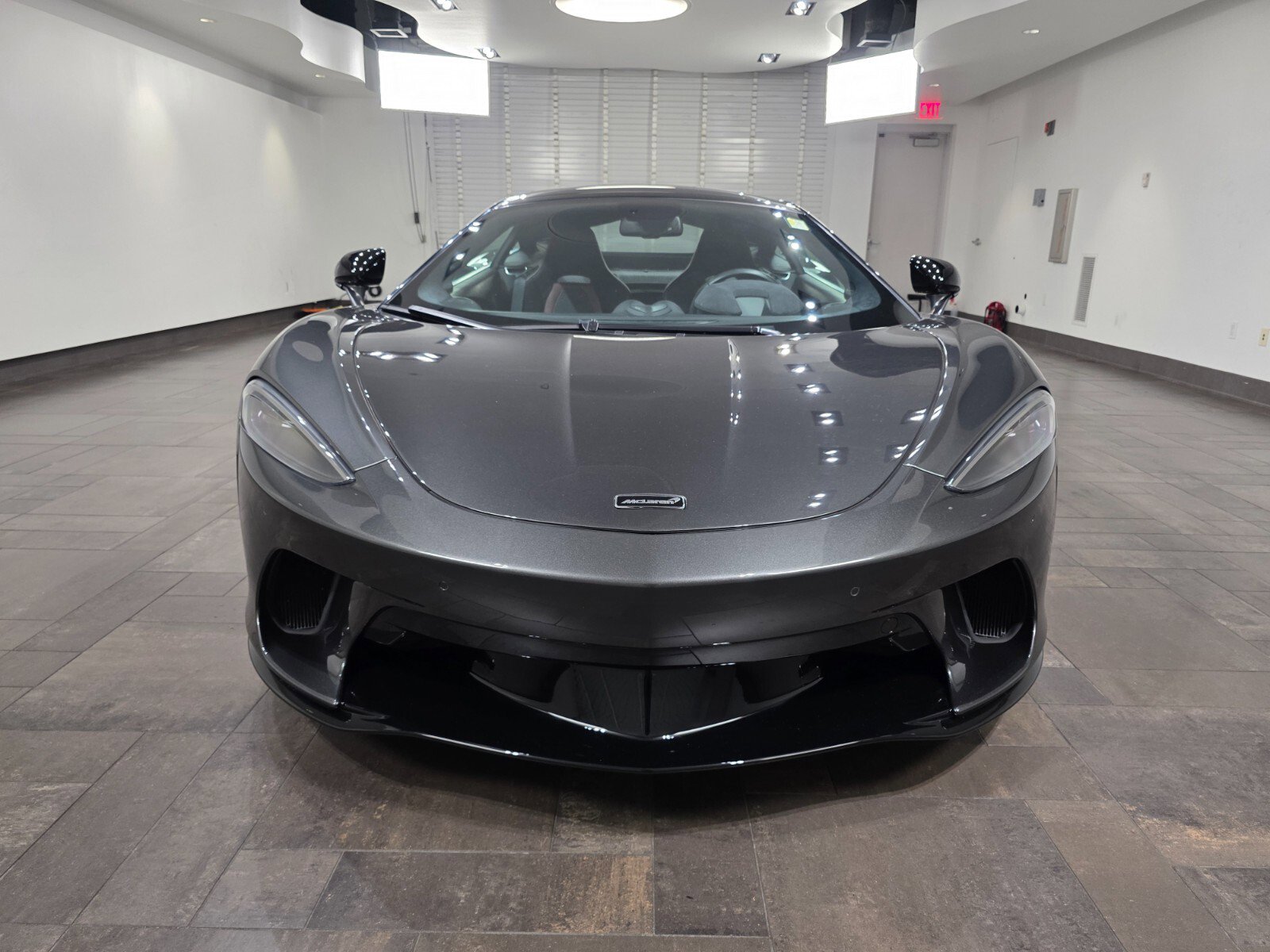 Used 2022 McLaren GT image 2