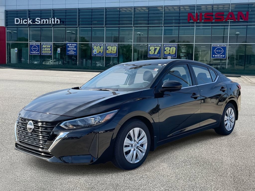 Used 2025 Nissan Sentra S image 3