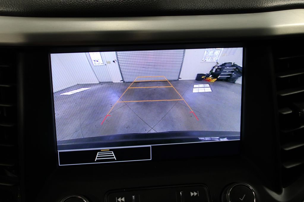 Used 2022 GMC Acadia SLE w/ Driver Convenience Package image 49