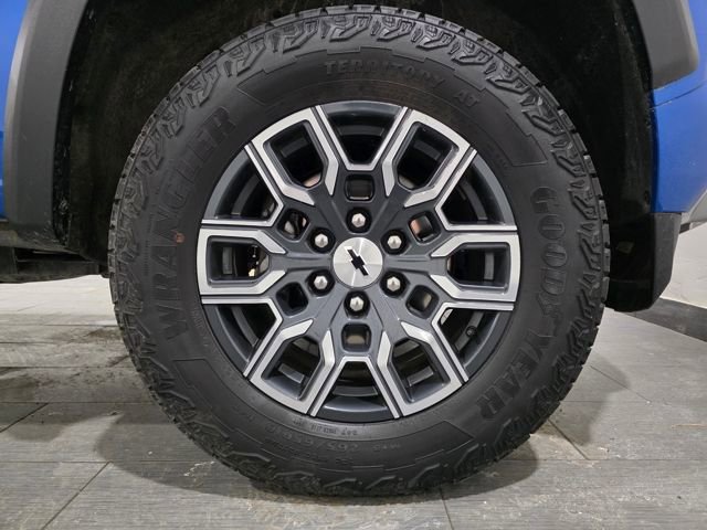 Used 2023 Chevrolet Colorado Z71 w/ Z71 Convenience Package 2 image 14