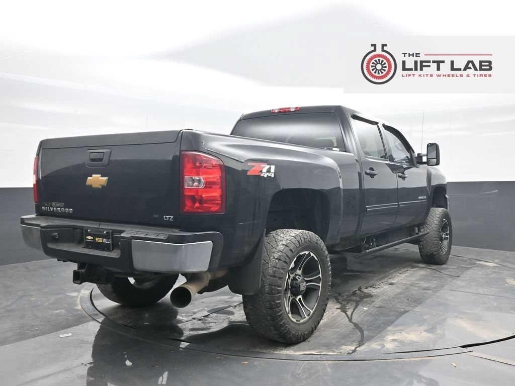Used 2012 Chevrolet Silverado 2500 LTZ w/ Suspension Package, Off-Road AWD/4WD image 7