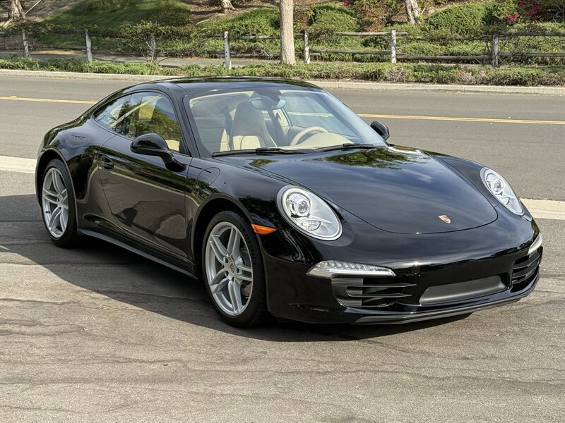 Used 2014 Porsche 911 Carrera 4 AWD/4WD image 6