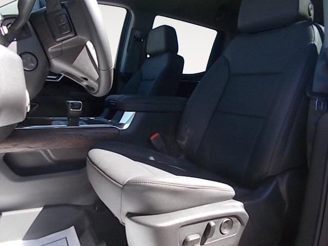 New 2025 GMC Sierra 1500 SLT image 9