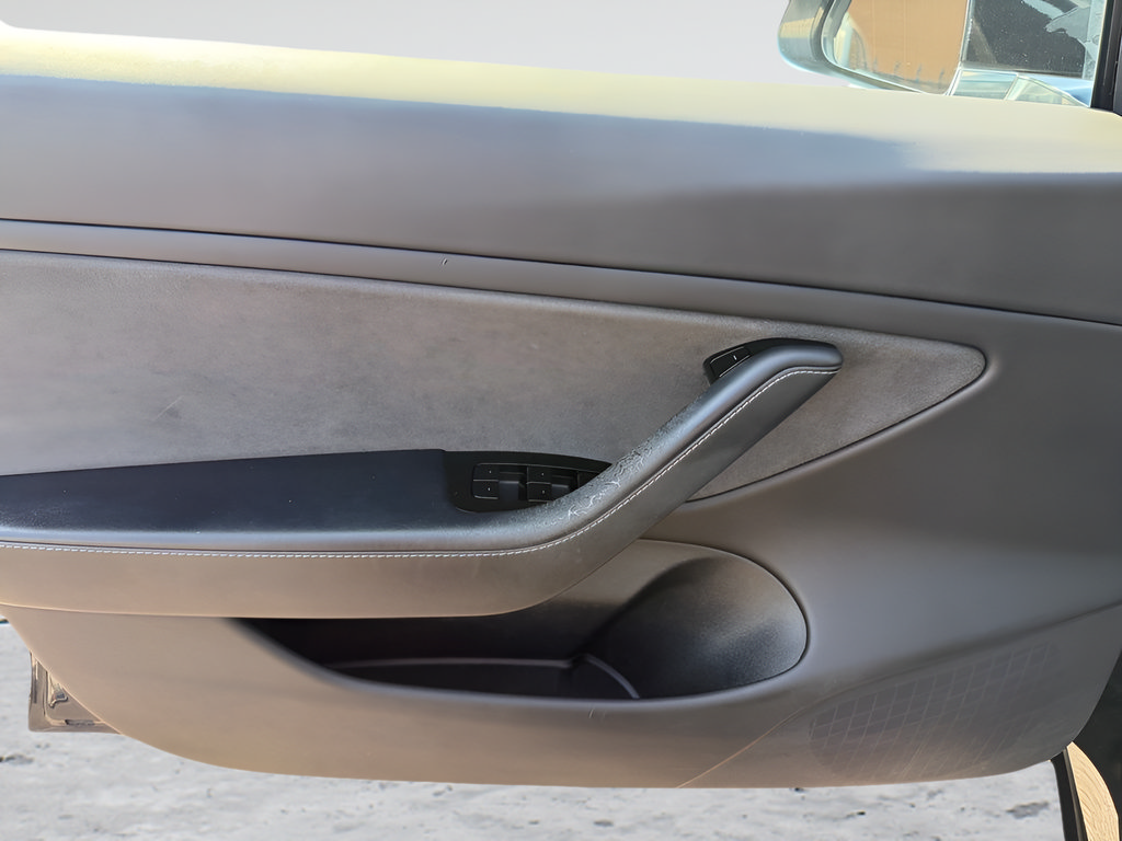 Used 2018 Tesla Model 3 Mid Range RWD image 34