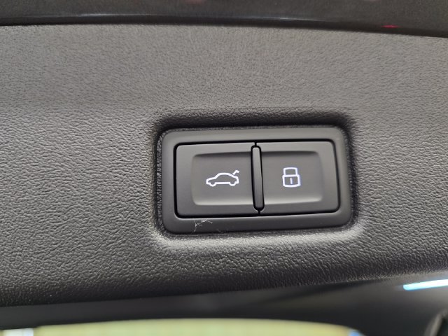 New 2026 Audi SQ5 Premium Plus AWD/4WD image 30
