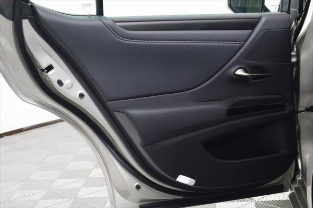 Certified 2025 Lexus ES 300h w/ Premium Package FWD image 13