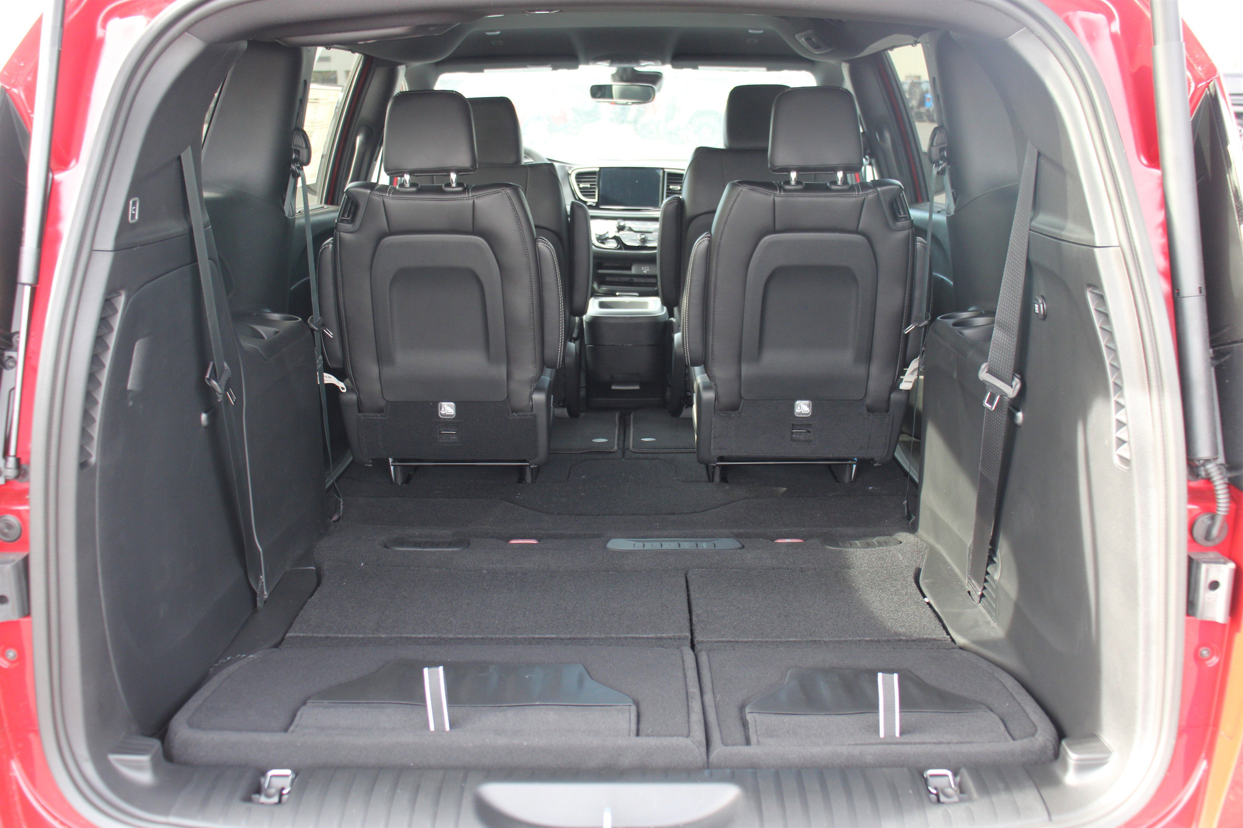 New 2026 Chrysler Pacifica Select image 25