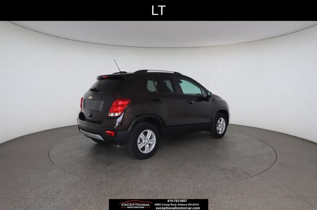 Used 2022 Chevrolet Trax LT w/ Driver Confidence Package AWD/4WD image 19