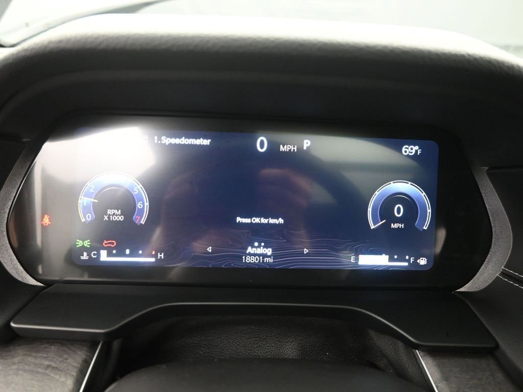 Used 2024 Jeep Grand Cherokee L Limited w/ Luxury Tech Group II AWD/4WD image 38