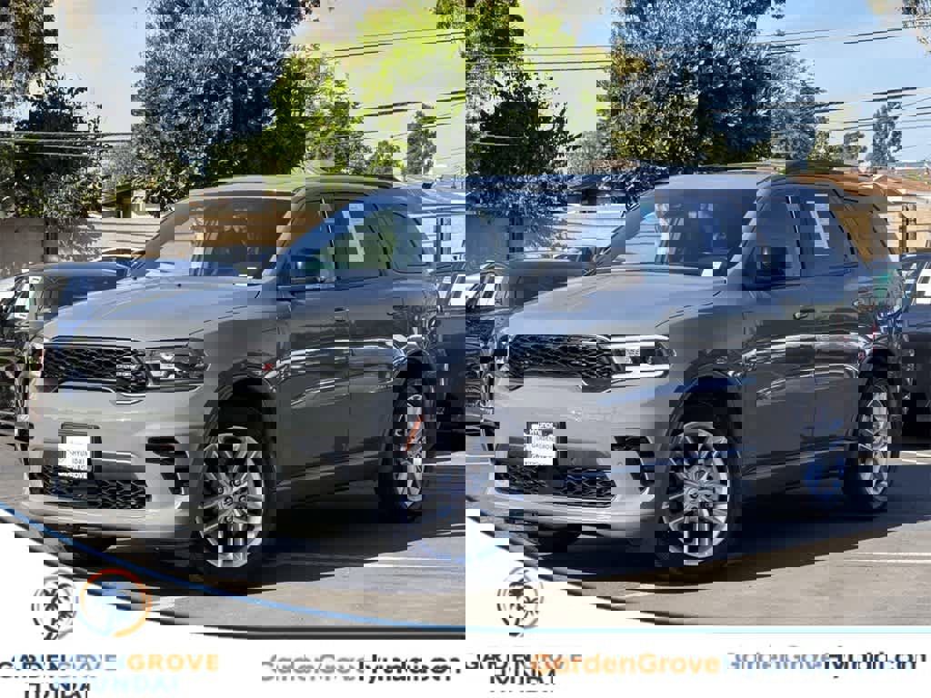 Used 2025 Dodge Durango GT image 1
