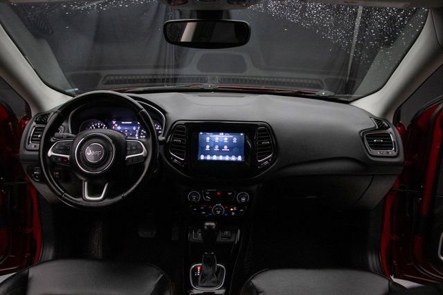 Used 2020 Jeep Compass Altitude image 21