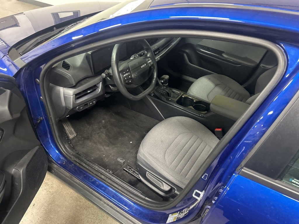 Used 2025 Kia K4 EX image 6