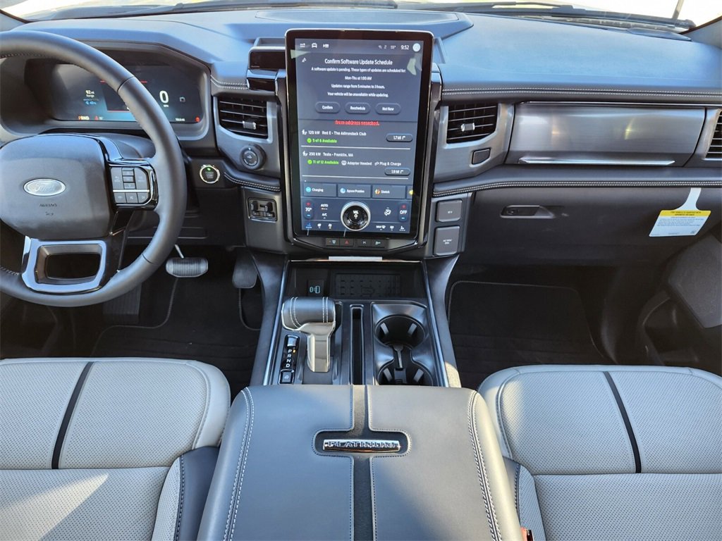 Used 2023 Ford F150 Lightning Platinum image 14