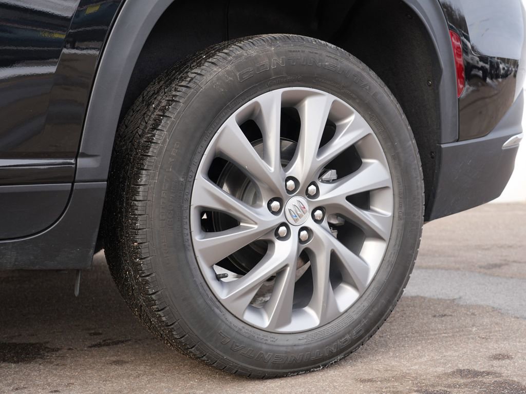 Used 2025 Buick Enclave Preferred image 33