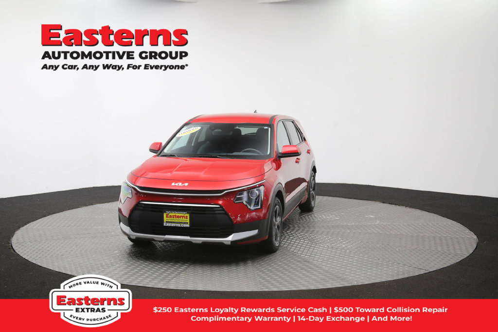 Used 2025 Kia Niro LX FWD image 53