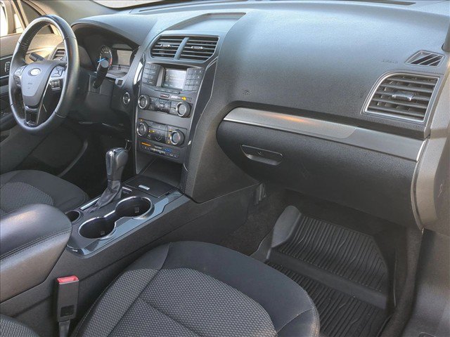 Used 2018 Ford Explorer XLT FWD image 22