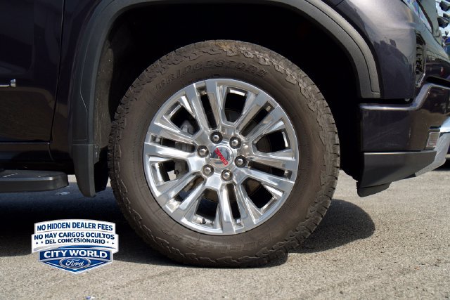 Used 2024 GMC Sierra 1500 Denali w/ Technology Package AWD/4WD image 6