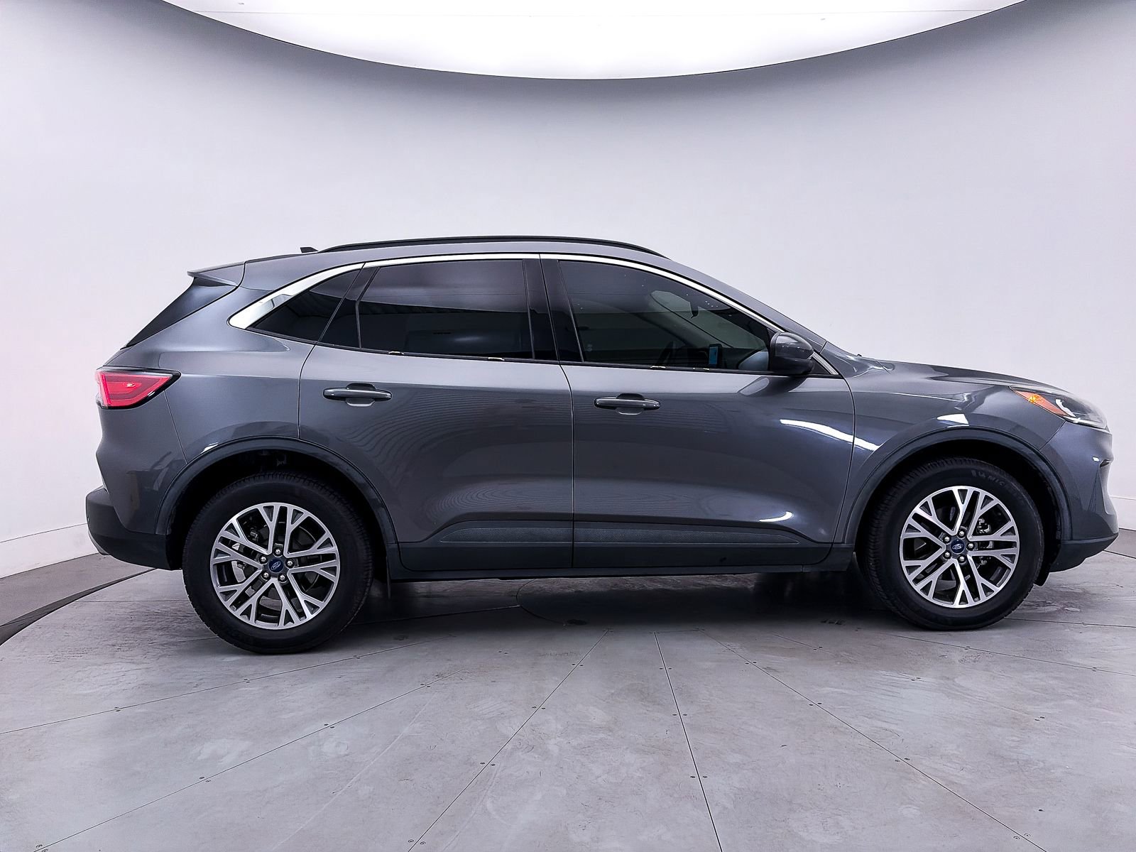 Used 2021 Ford Escape SEL image 34