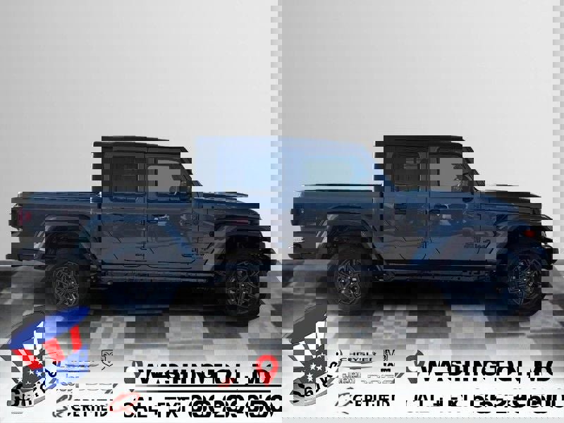 New 2025 Jeep Gladiator Sport