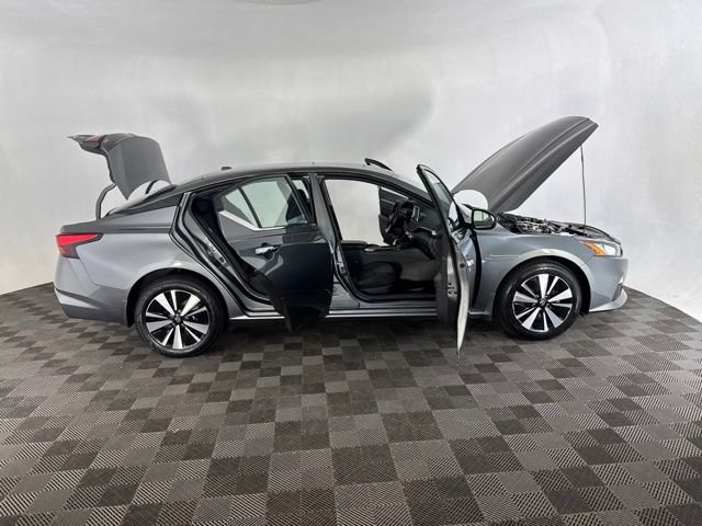 Certified 2021 Nissan Altima 2.5 SV w/ SV Premium Package AWD/4WD image 13