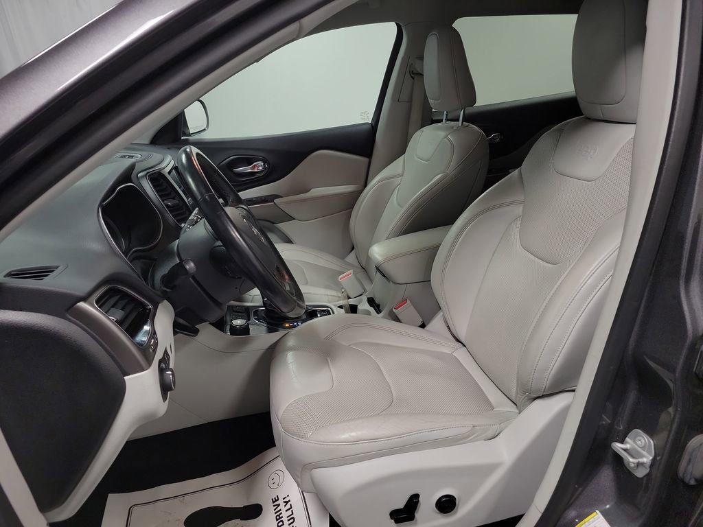 Used 2020 Jeep Cherokee Limited w/ Technology Group image 14