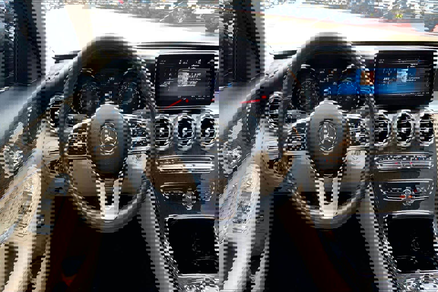 Used 2019 Mercedes-Benz C 300 Sedan image 6