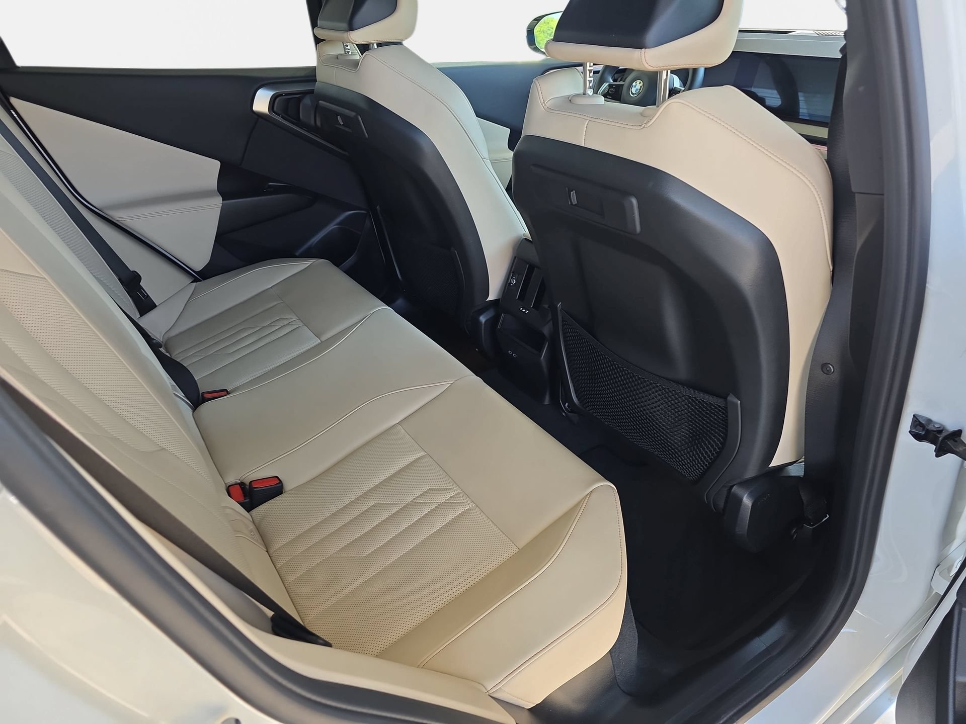 Used 2025 BMW X3 xDrive30i AWD/4WD image 11
