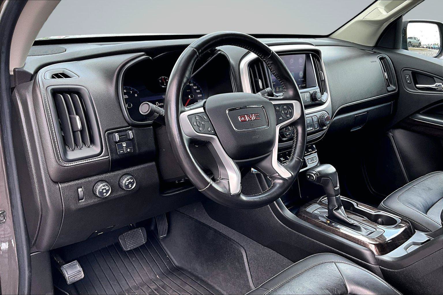 Used 2019 GMC Canyon SLT w/ Driver Alert Package AWD/4WD image 14