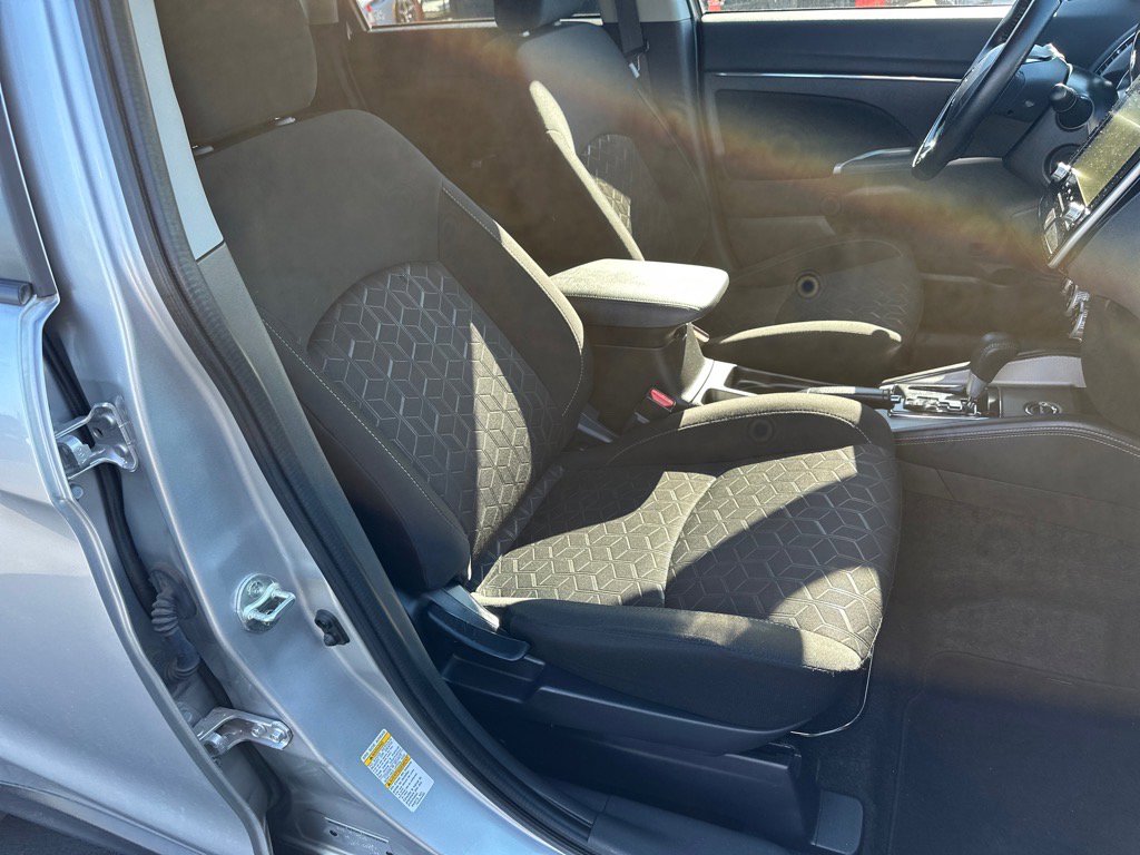 Used 2021 Mitsubishi Outlander Sport SE image 20