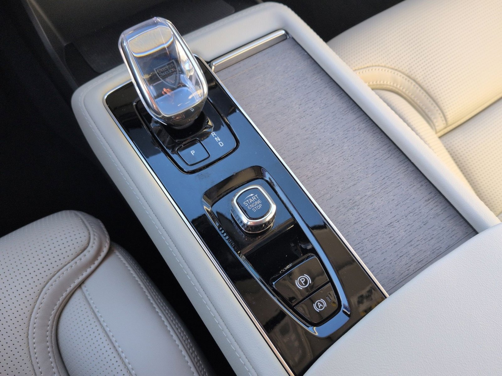 New 2026 Volvo XC90 B6 Ultra w/ Lounge Package image 22