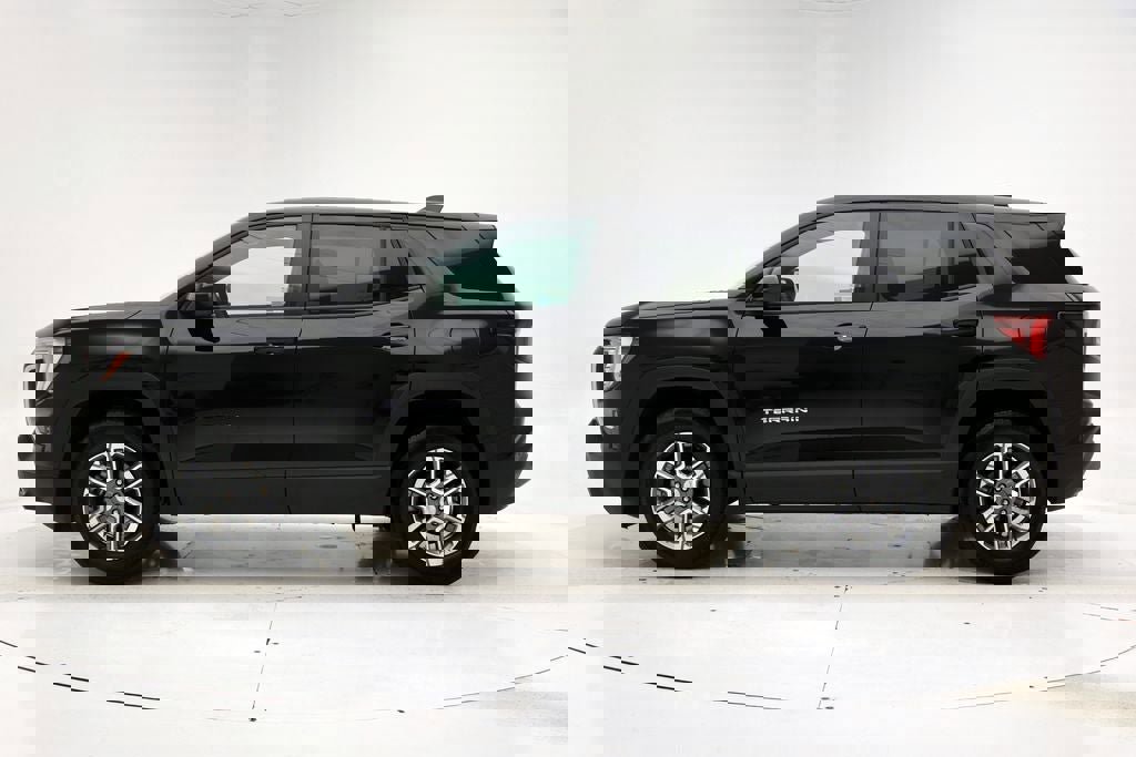 Used 2025 GMC Terrain Elevation image 5