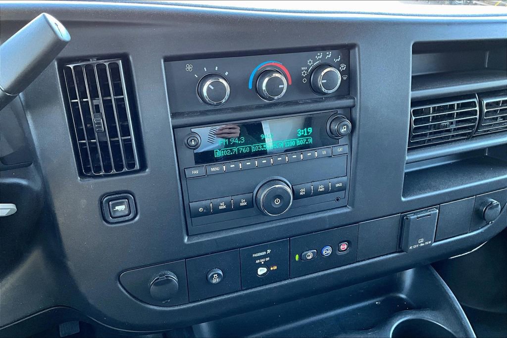 New 2024 Chevrolet Express 3500 w/ Power Convenience Package image 7