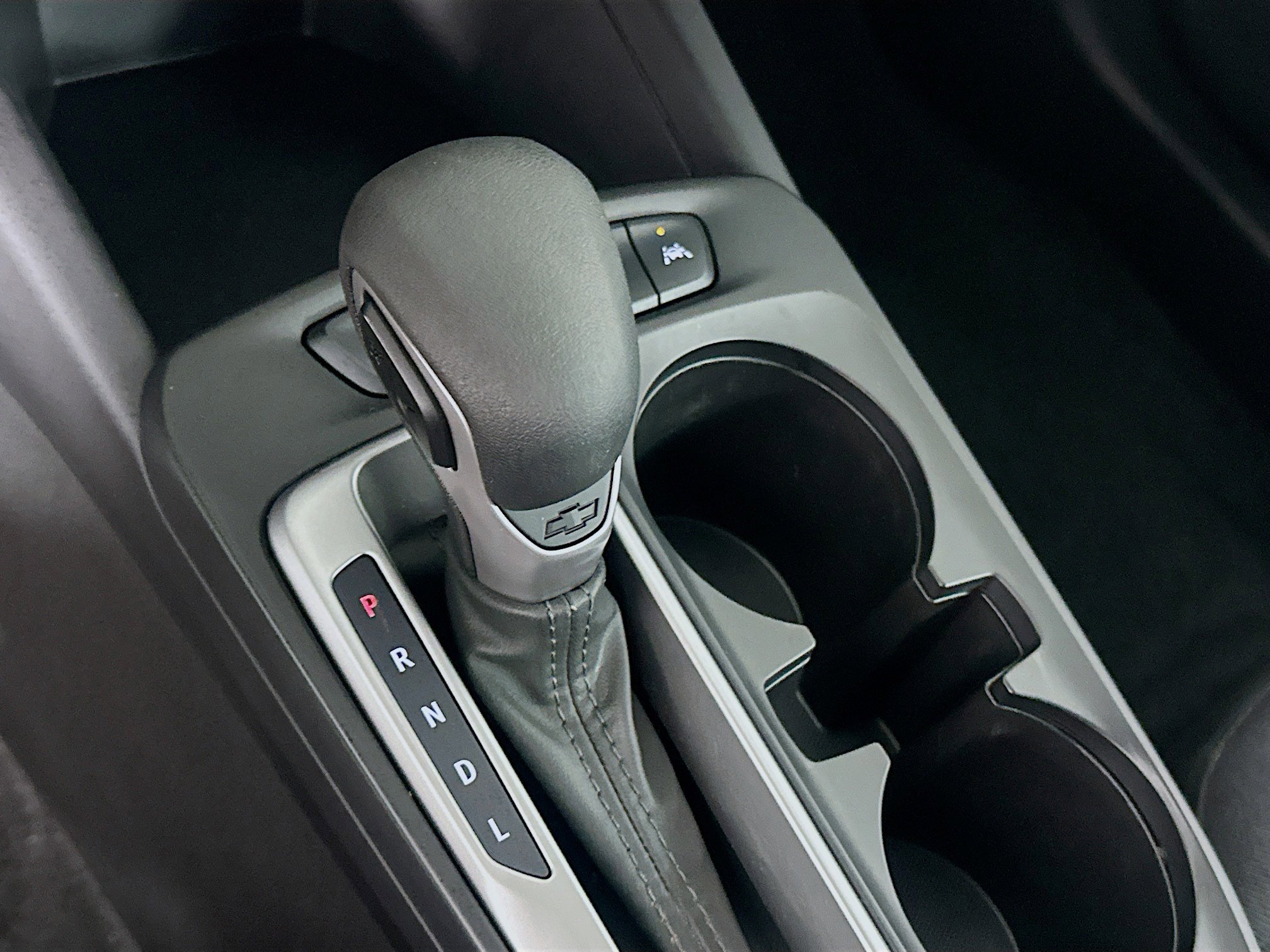 Used 2025 Chevrolet Trax LS FWD image 24