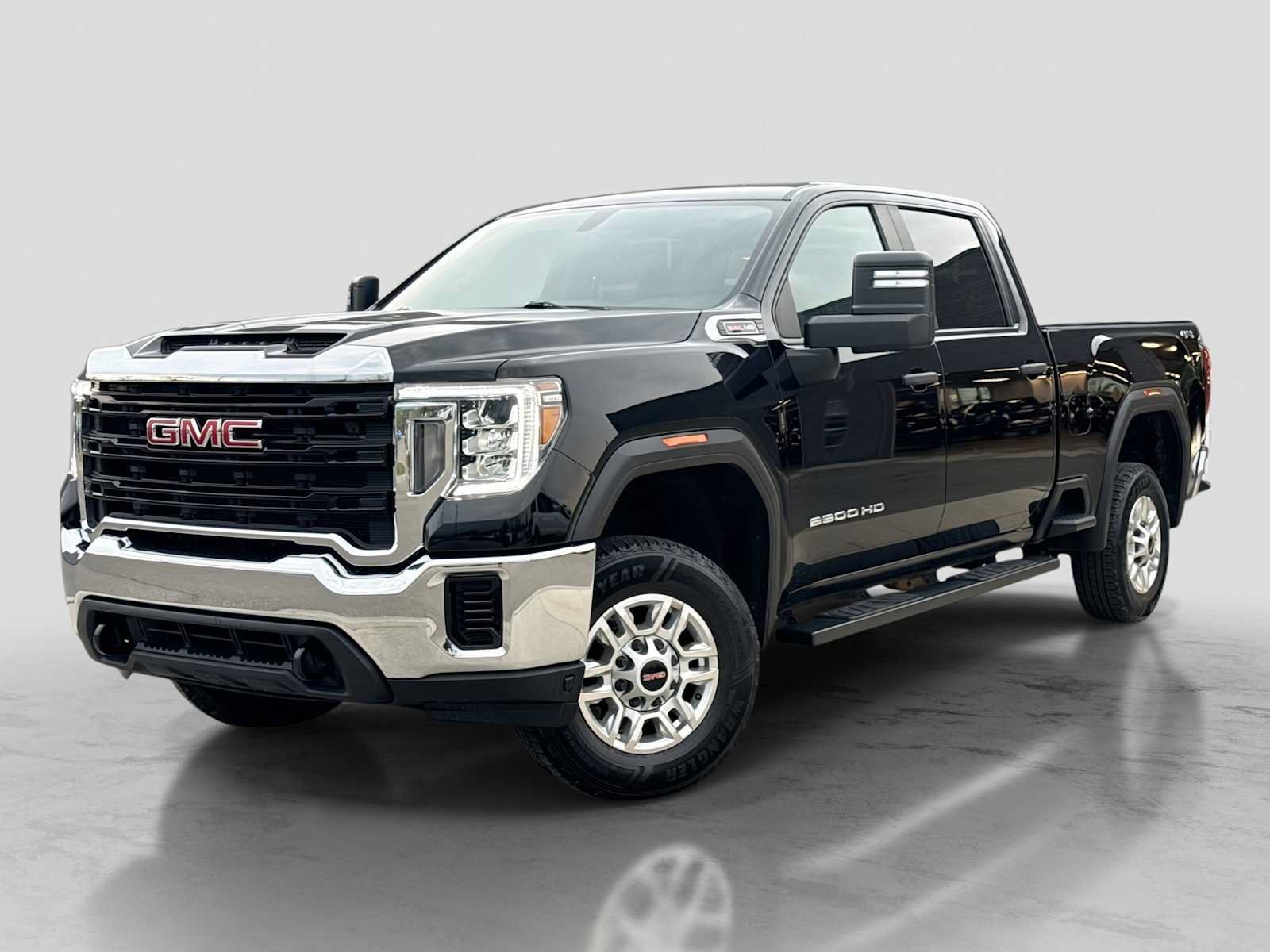 Used 2023 GMC Sierra 2500 Pro w/ Gooseneck/5TH Wheel Package AWD/4WD image 1
