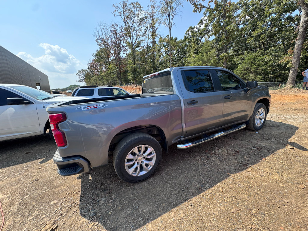 Used 2022 Chevrolet Silverado 1500 Custom w/ Safety Confidence Package AWD/4WD image 5