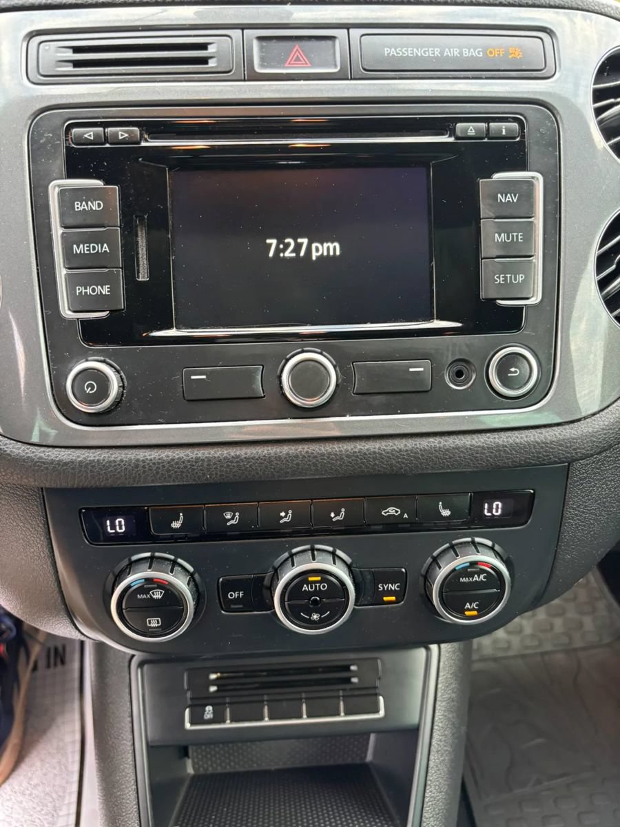 Used 2015 Volkswagen Tiguan R-Line AWD/4WD image 12