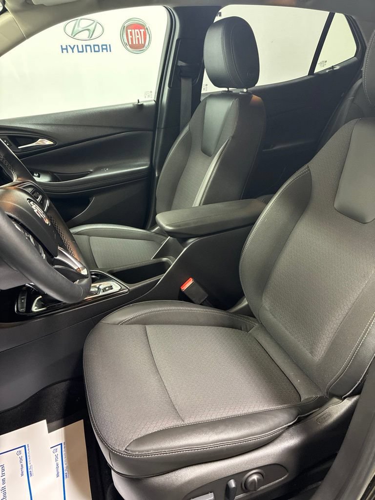 Used 2023 Buick Encore GX Select w/ Experience Buick Package FWD image 11