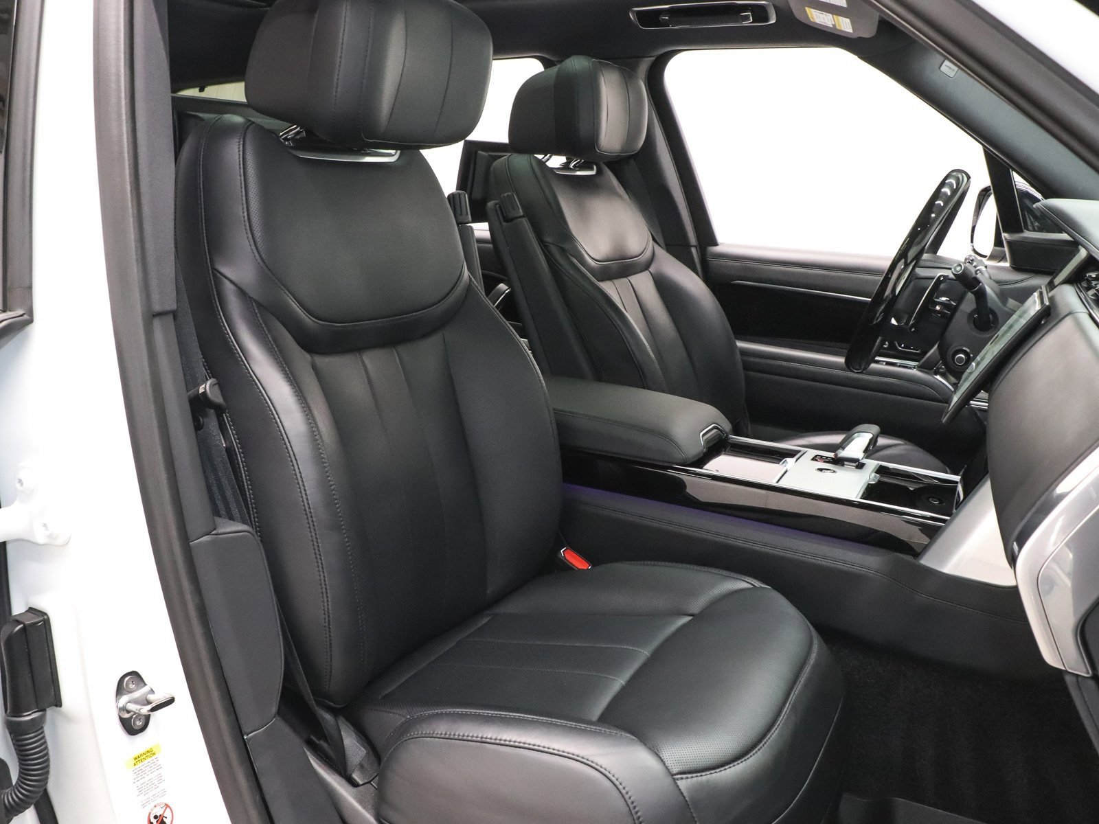 Used 2024 Land Rover Range Rover Autobiography image 29