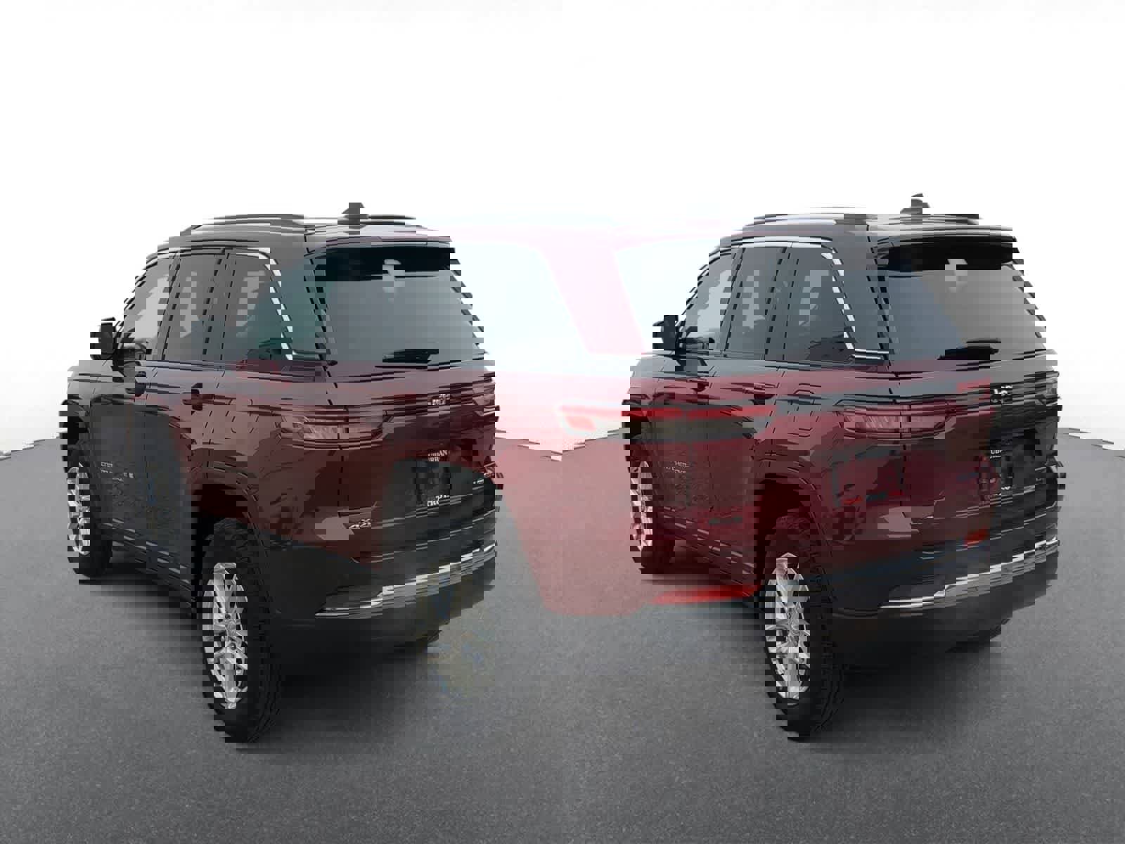 Used 2023 Jeep Grand Cherokee Laredo image 6