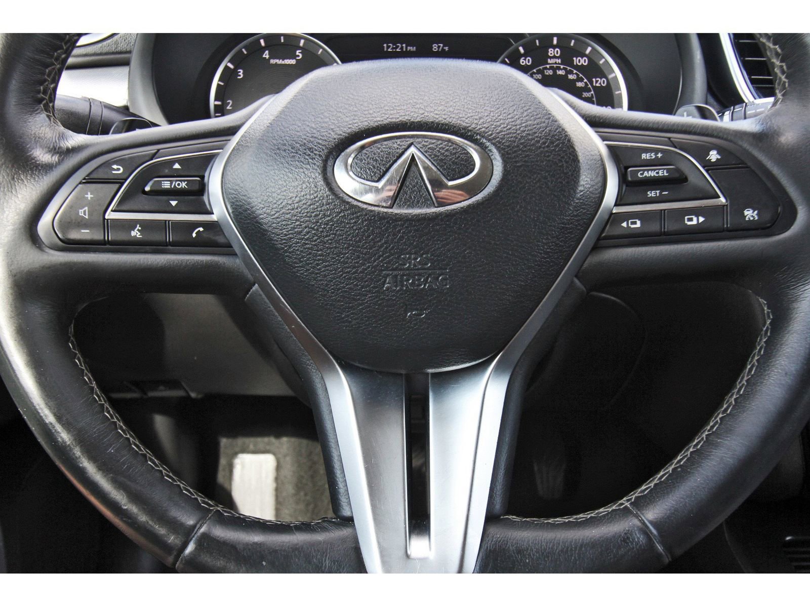 Used 2019 INFINITI QX50 Essential w/ Proassist Package image 17