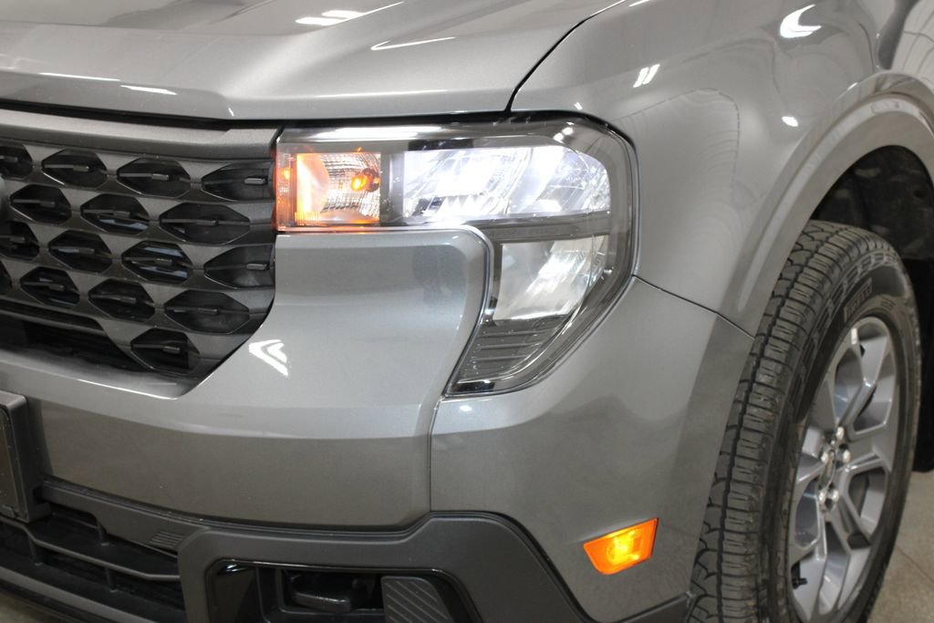 Used 2025 Ford Maverick XLT w/ XLT Luxury Package image 13