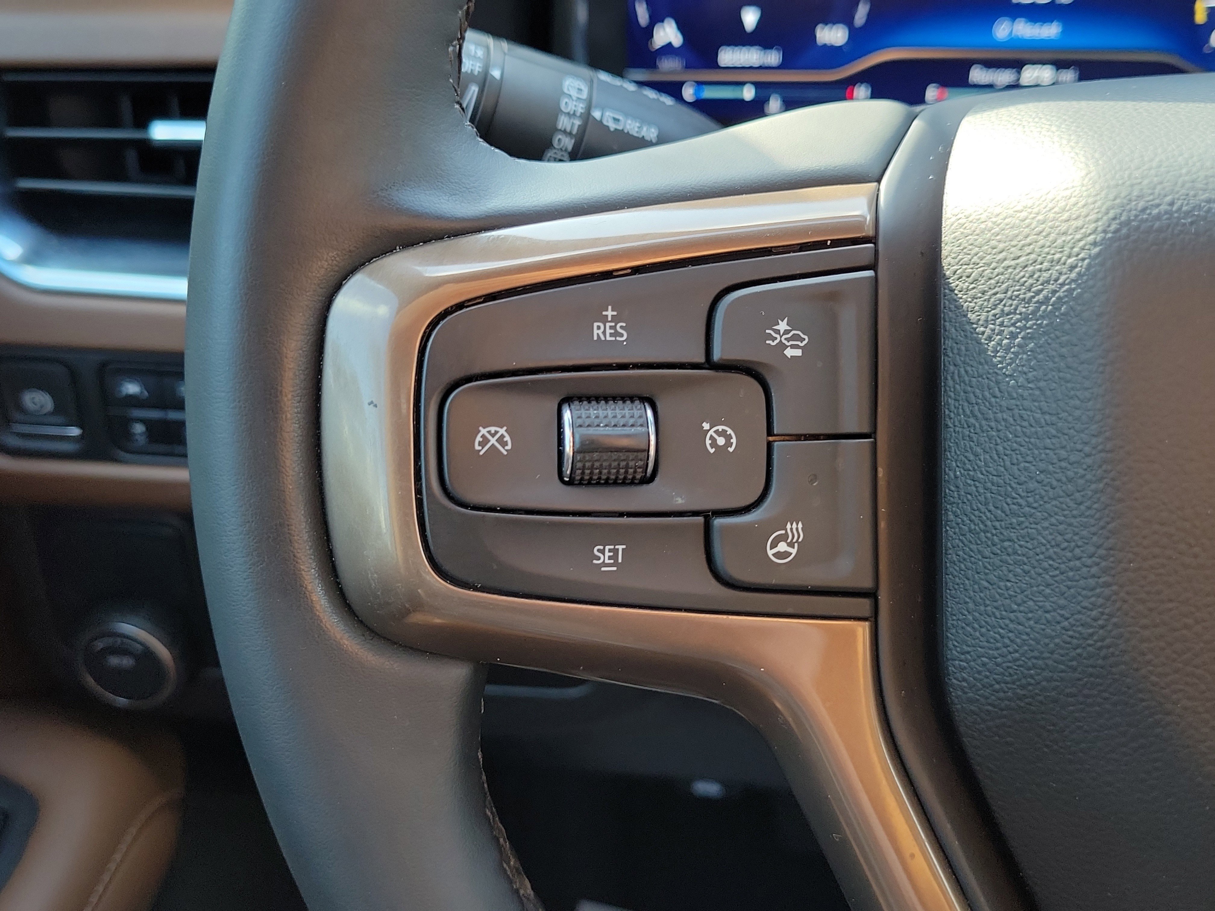 Used 2024 Chevrolet Tahoe High Country RWD image 23